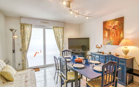 Accommodation:&nbsp;Grand Sud 180.16