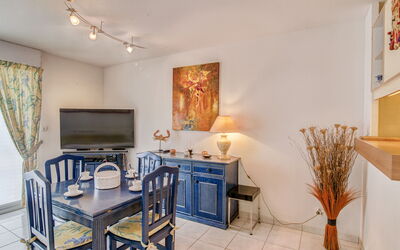 Accommodation:&nbsp;Grand Sud 180.16