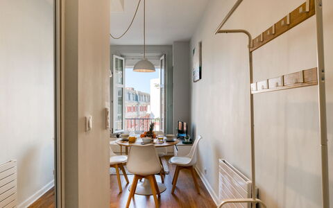 Villa Brillante: Furniture, Table, Chair, Wood, Floor, Flooring, Building, Door, Shade