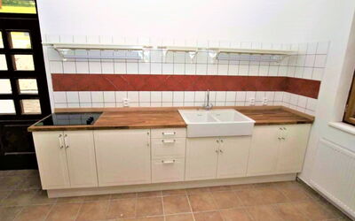 Accommodation:&nbsp;Hraničná 2 100.2