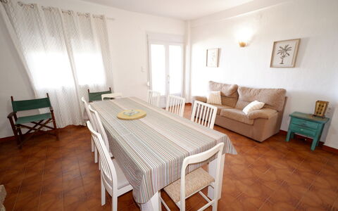 Casita Mar: Furniture, Flooring, Floor, Interior Design, Wood, Kitchen & Dining Room Table, Table, Dining Room, Chair, Room