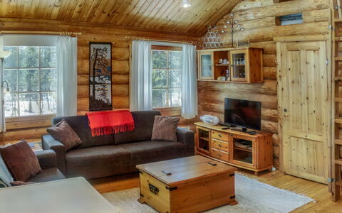 Vuosselin Kuukkeli: Furniture, Wood, Interior Design, Flooring, Ceiling, Floor, Room, Couch, Home, Cottage
