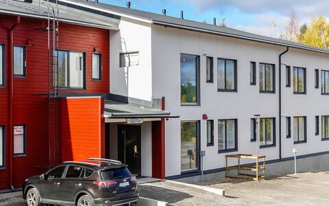 Skistar 105: Building, Window, Facade, Residential Area, Home, Parking