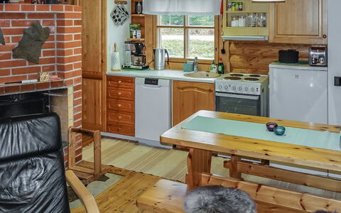 Lomaväinö 13: Wood, Cottage, Log Cabin, Forest, Shed, Garden Buildings, Larch, Woodland, Wood Stain