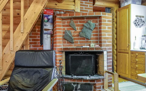 Lomaväinö 13: Wood, Cottage, Log Cabin, Forest, Shed, Garden Buildings, Larch, Woodland, Wood Stain