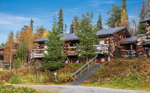 Sallanhelmi C2: Balcony, Apartment, Shade, Glass, Condominium, Handrail, Porch, Daylighting, Deck, Outdoor Furniture