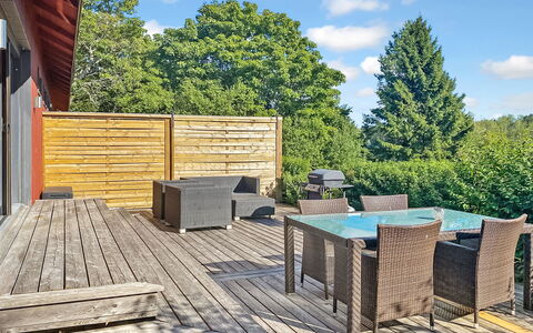 Kirsikkaranta 1: Wood, Furniture, Outdoor Furniture, Wood Flooring, Hardwood, Deck, Plank, Wood Stain, Porch, Chair