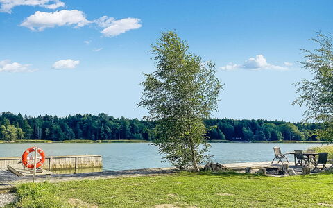 Kirsikkaranta 1: Grass, Tree, Bank, Plain, Lake, Meadow, Reservoir, Park, Lawn, Bicycle