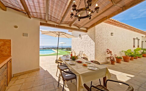 Anna: Plant, Furniture, Table, Property, Flowerpot, Chair, Houseplant, Building, Azure, Wood