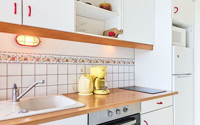 Accommodation:&nbsp;Les Terrasses du Levant 500.25