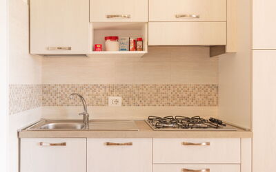 Accommodation:&nbsp;Alloro 642.4