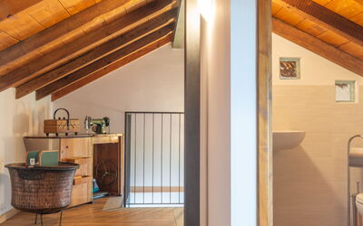 Accommodation:&nbsp;Alloro 642.4