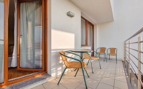 Na Klifie: Furniture, Building, Window, Wood, Orange, Shade, Interior Design, Rectangle, Chair