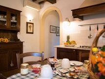 Accommodation:&nbsp;Girasole