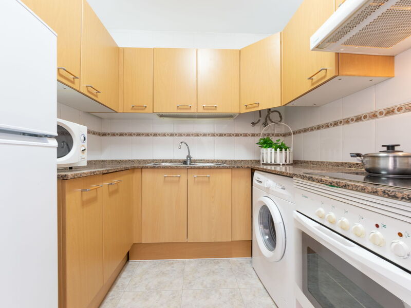 Accommodation:&nbsp;Village Park 306.1