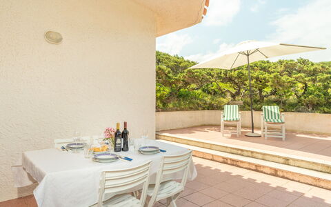 Turriga: Table, Sky, Furniture, Property, Cloud, Tableware, Chair, Plant, Building, Outdoor Furniture