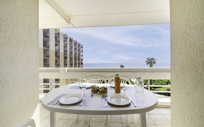 Accommodation:&nbsp;Copacabana 690.21