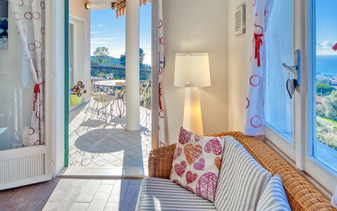 Casa Matilde - Villa Alle Cascine, Imperia: Property, Furniture, Green, Azure, Building, Blue, Comfort, Window, Textile, Interior Design
