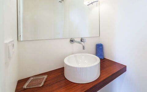 La Gargouille: Plumbing Fixture, Tap, Property, Furniture, Bathroom Sink, Sink, Bathroom, Rectangle, Wood, Lighting