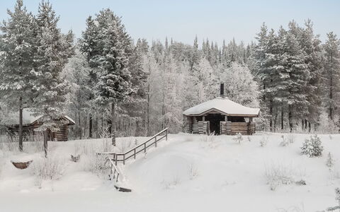Keselmäkangas: Wood, Siding, Cottage, House, Home, Plank, Garden Buildings, Log Cabin, Hardwood, Porch