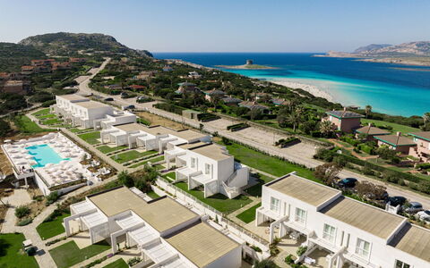 Stintino 637: Water, Sky, Building, Property, Nature, Architecture, Urban Design, Plant, Coastal And Oceanic Landforms, Residential Area