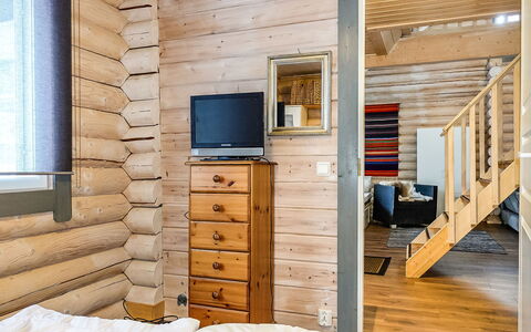 Isopyhänmaa: Cottage, House, Home, Garden Buildings, Siding, Log Cabin, Farmhouse, Estate, Shed, Yard