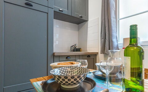 Saint Malo 197: Tableware, Food, Dishware, Cabinetry, Bottle, Drinkware, Plate, Kitchen Appliance, Interior Design, Wood