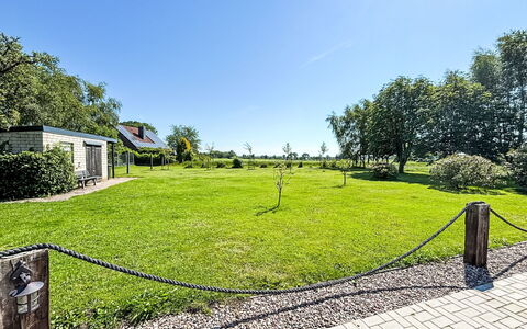 Esens 165: Landscape, Garden, Land Lot, Plain, Lawn, Shade, Landscaping, Meadow, Park