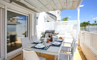 Accommodation:&nbsp;Limon 836.2