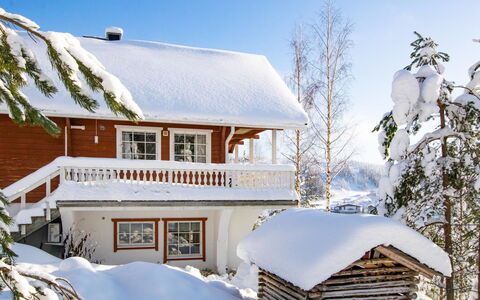 Aurinkoalppi 10B Paritalo: Rural Area, Hill Station, Village, Mountain Range, Valley, Mountain Village, Alps, Eco Hotel, Balcony, Hotel