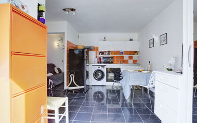 Accommodation:&nbsp;Les Mas de la Mer 250.15