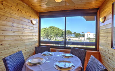 Accommodation:&nbsp;Les Mas de la Mer 250.3