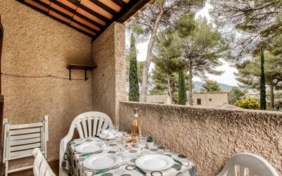 Les Hauts du Port 255.3: Table, Property, Furniture, Plant, Tableware, Tree, Shade, Chair, Building, Outdoor Furniture