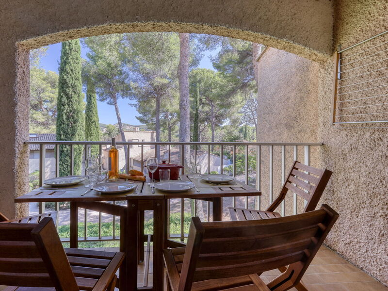 Accommodation:&nbsp;Les Hauts du Port 255.5