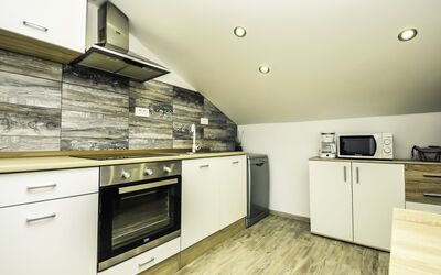 Accommodation:&nbsp;Matanovi Dvori 127.2