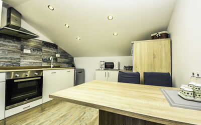 Accommodation:&nbsp;Matanovi Dvori 127.2