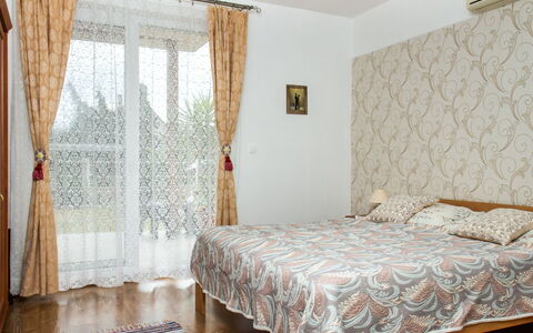 Twin Combo: Furniture, Window, Property, Azure, Shade, Building, Decoration, Wood, Textile