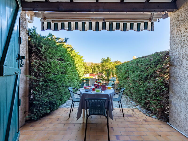 Accommodation:&nbsp;Les Brigantines 1 et 2 290.7