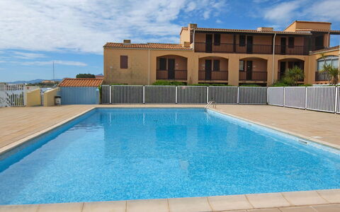 Marina 2: Water, Cloud, Sky, Plant, Property, Building, Swimming Pool, Window, Azure, House