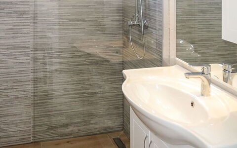 Čulina: Tap, Mirror, Plumbing Fixture, Sink, Bathroom Cabinet, Bathroom Sink, Bathroom, Wood, Interior Design