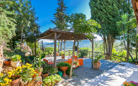 La Tordara: Sky, Cloud, Plant, Tree, Road Surface, Asphalt, Land Lot, House, Composite Material, Fence