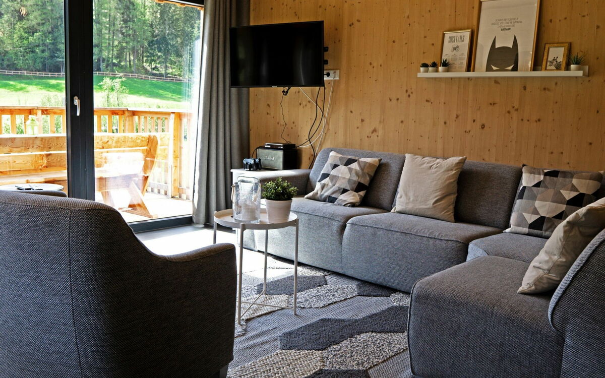 Accommodation:&nbsp;Mit 4 Schlafzimmern für Bis zu 10 P. 130.2