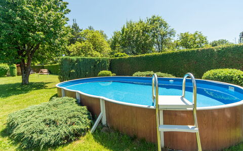 Sudoměřice: Blue, Garden, Leisure, Shade, Lawn, Landscaping, Swimming Pool, Backyard, Yard, Park