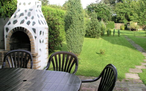 Sudoměřice: Plant, Table, Furniture, Property, Chair, Green, Leaf, Nature, Botany, Tree