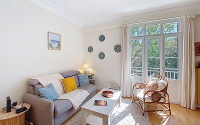 Accommodation:&nbsp;Durandal 596.2