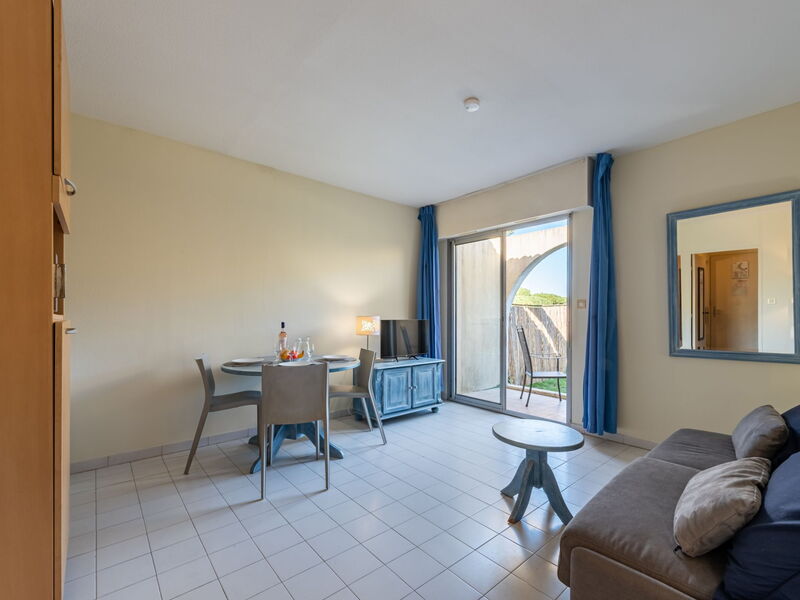 Accommodation:&nbsp;Caesar Domus 170.7