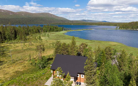 Villa Tunturisopuli: Rural Area, Hill Station, Village, Mountain Range, Valley, Mountain Village, Alps, Eco Hotel, Balcony, Hotel