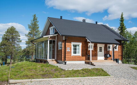 Villa Tunturisopuli: Rural Area, Hill Station, Village, Mountain Range, Valley, Mountain Village, Alps, Eco Hotel, Balcony, Hotel