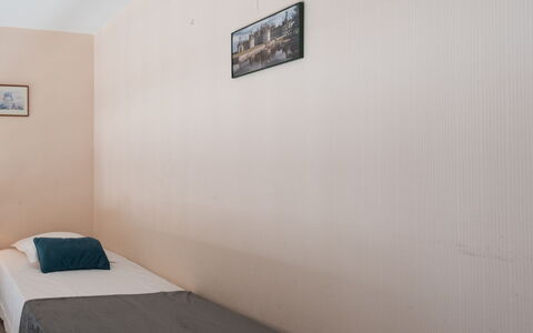 Résidence les Dunes: Picture Frame, Wood, House, Comfort, Building, Paint, Flooring, Hardwood