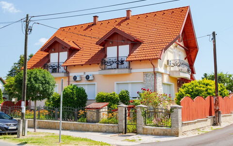 Balatonbereny 600: Building, Window, House, Residential Area, Home, Facade, Roof, Neighbourhood, Architecture, Human Settlement